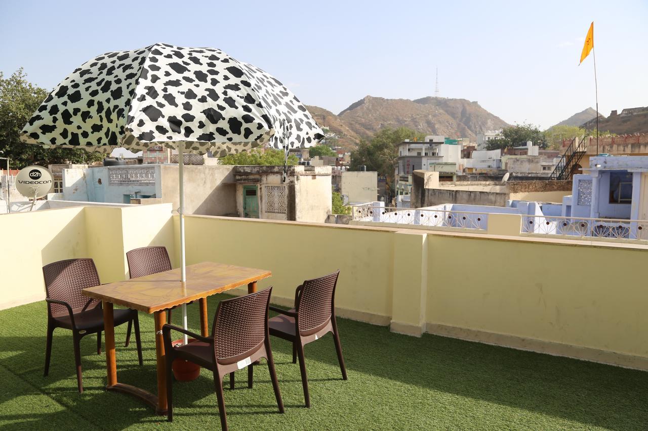 Hotel Kingsway Ajmer Exterior photo